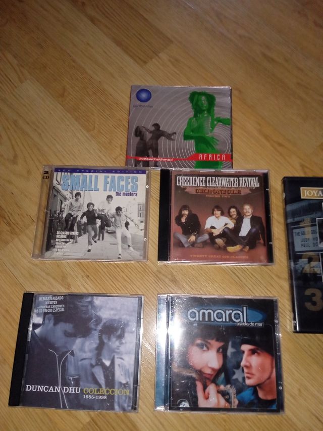 LOTE CD 💿 MÚSICA Y 🎁 PELÍCULA 🎞️