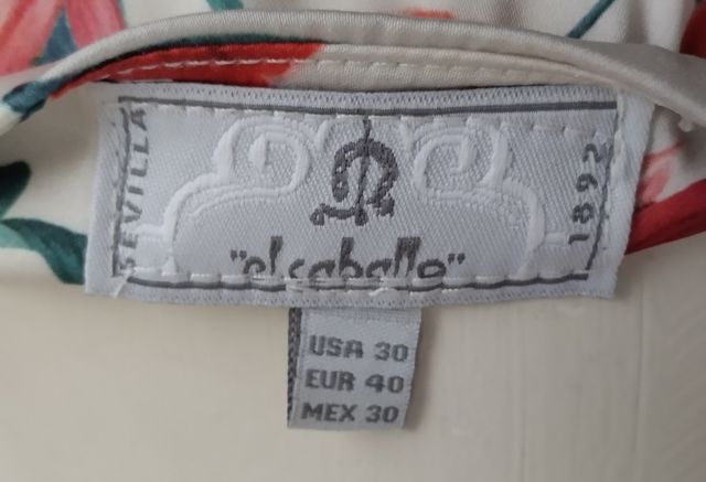 Vestido de raso marca El Caballo