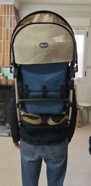 Mochila porta bebe Chicco tipo Deuter