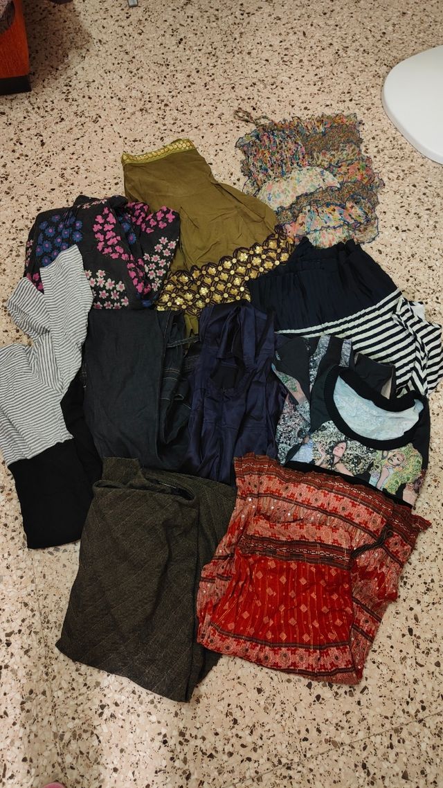 Lote vestidos y faldas mujer