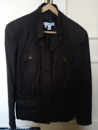 chaqueta mujer marrón zara basic. Talla M