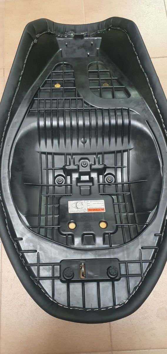 se vende asiento suzuky burman 