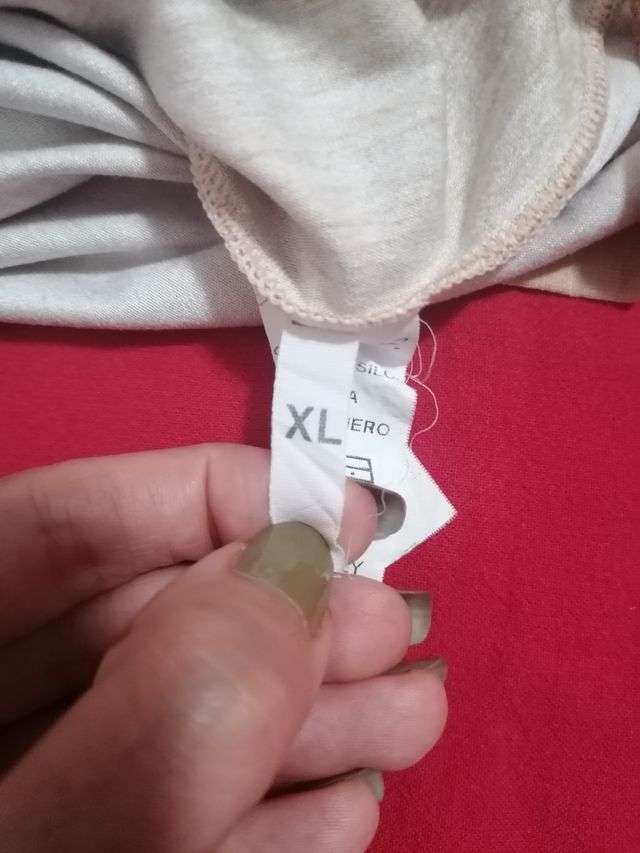 Maglia con stampa floreale