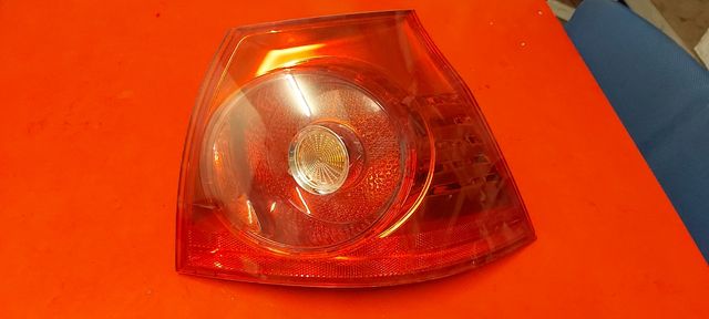 PILOTO DERECHO VOLKSWAGEN GOLF V