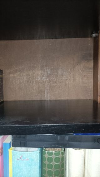 Armario de madera maciza