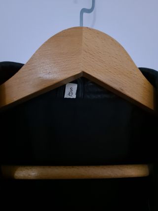  Chaquetón de Mujer de piel. 