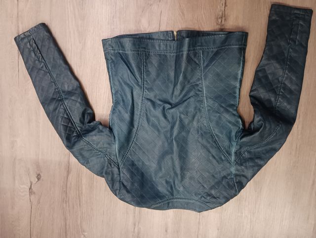 chaqueta / abrigo desigual y polipiel