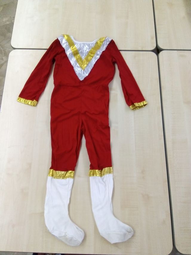 Disfraz  héroe niño