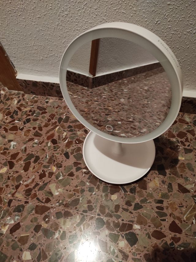 ESPEJO MAQUILLAJE CON LUZ