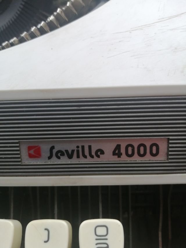 Máquina de escribir antigua