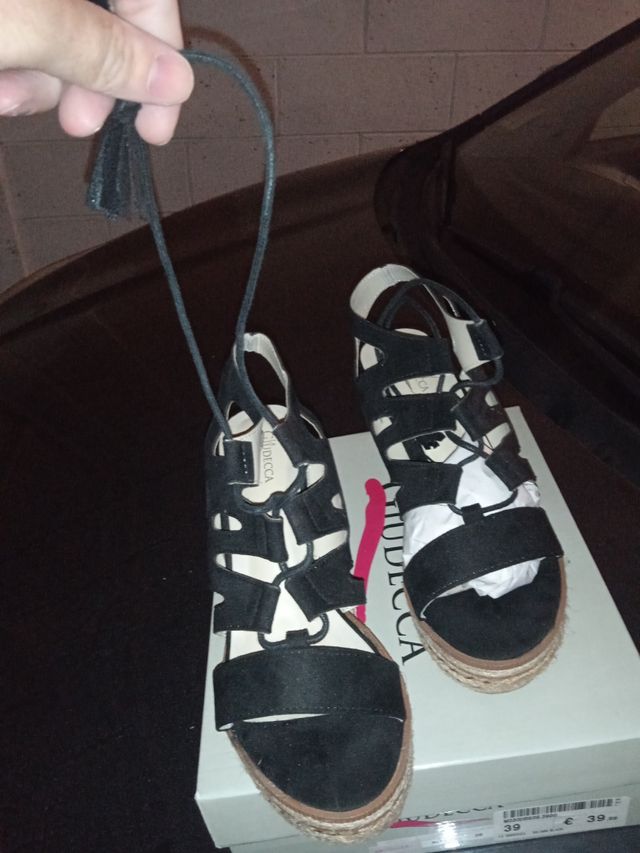 Scarpe usate donna nr 39 nere con zeppa