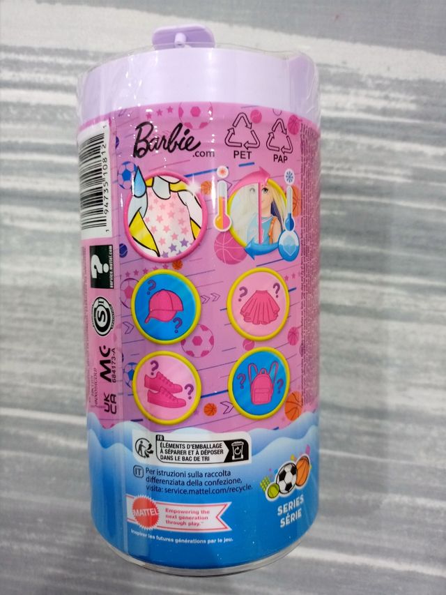 Barbie color reveal chelsea deporte