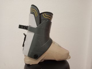 Esquis bastones y botas