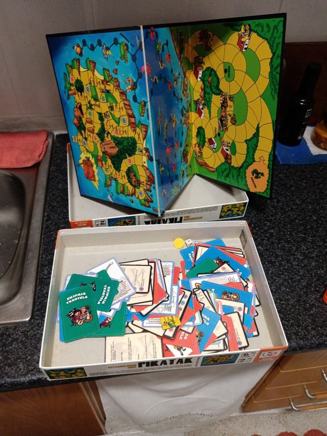 Juego de mesa, en Euskara