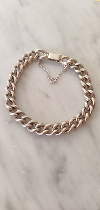 Pulsera plata con eslabones. N75