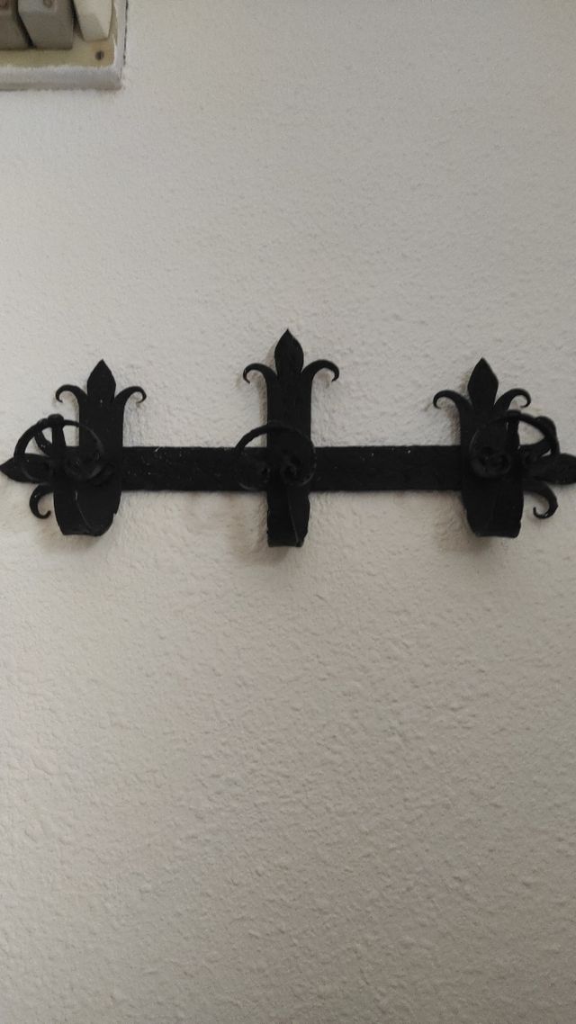 Colgador forja antigua
