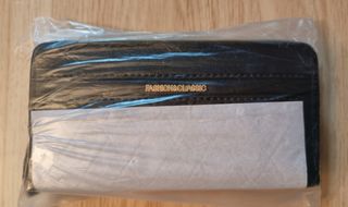 Cartera de gran tamaño de piel,para mujer.Negro.