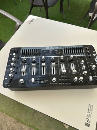 Vendo equipo de musica y fiesta