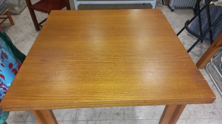 MESA MADERA CUADRADA EXTENSIBLE