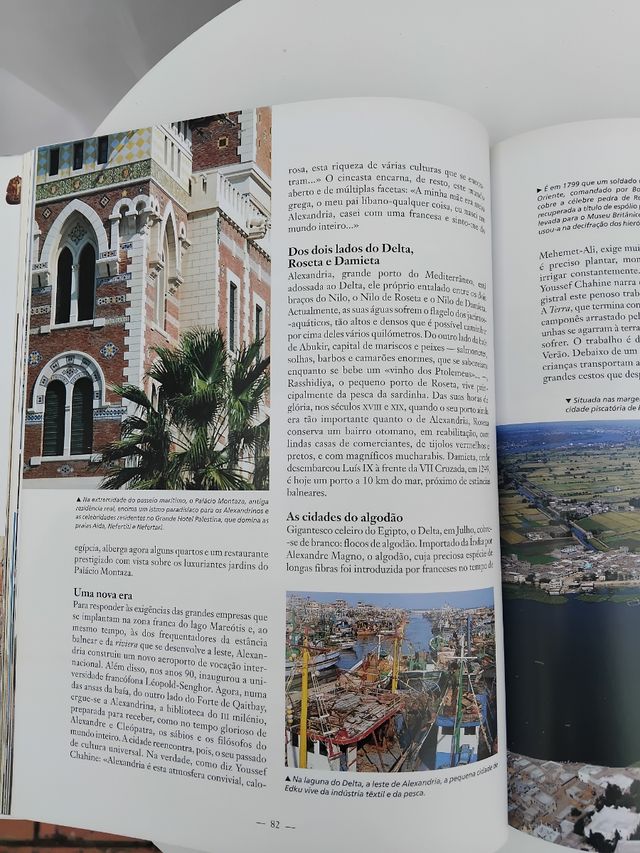 Livro ilustrado sobre o Egipto