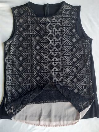Top negro troquelado