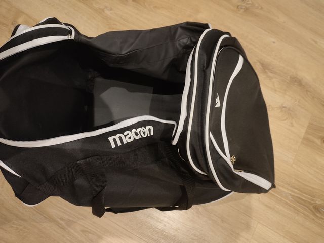 zaino grande MACRON colore Nero