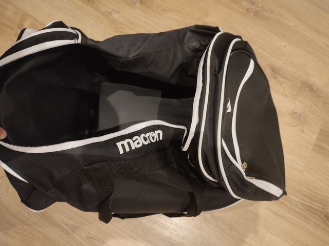 zaino grande MACRON colore Nero