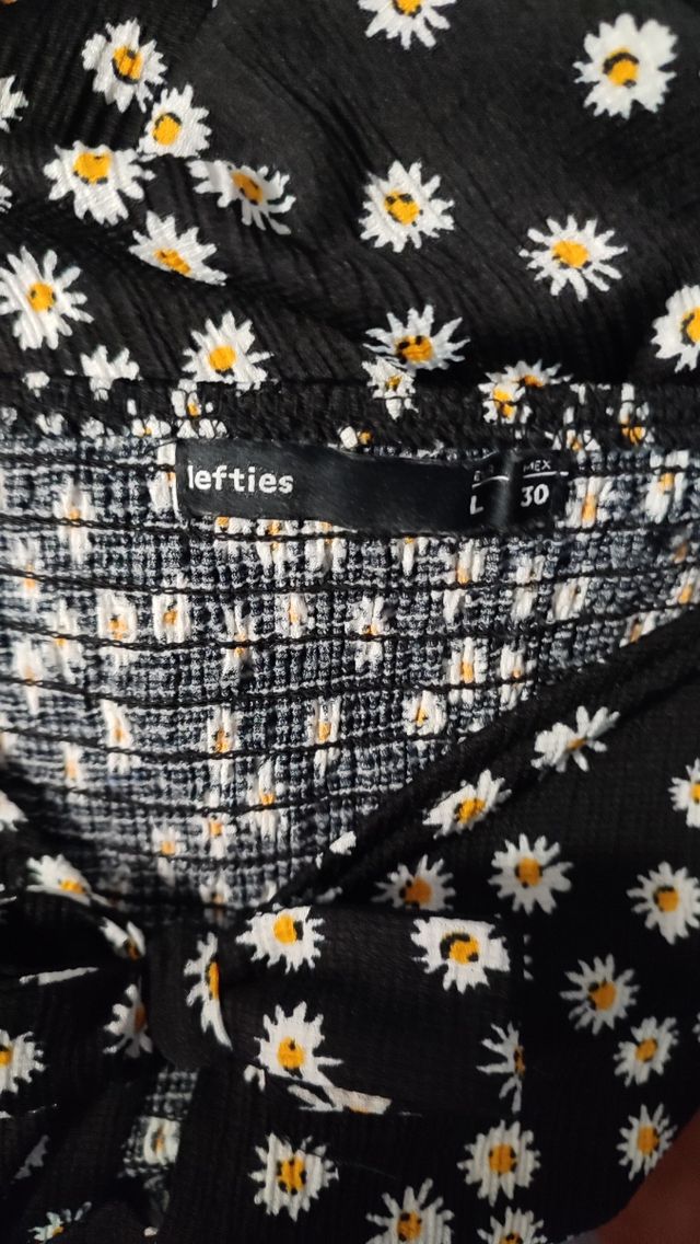 Vestido de flores de Lefties