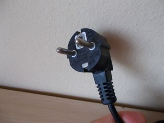 Cable de red 220VAC largo 290cm