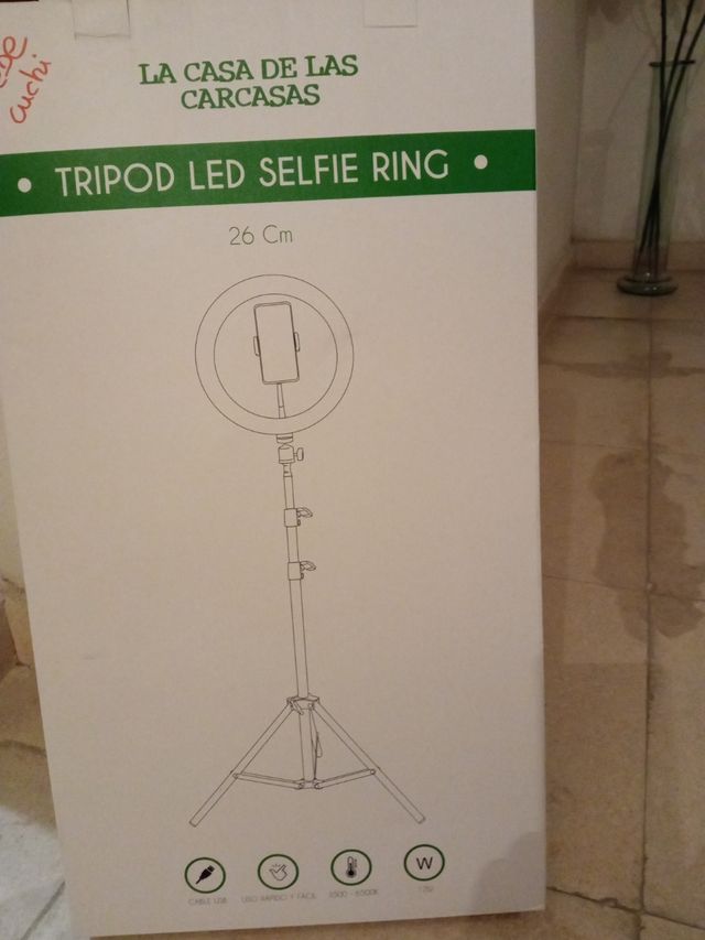 Aro led con trípode