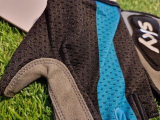 NUEVO. TALLA S. GUANTES CASTELLI SKY TEAM 