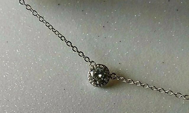 Circonita lujo cadena corta.