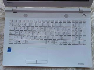 Portatil Toshiba i3