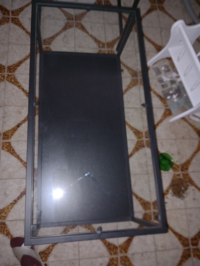 MESA AUXILIAR IKEA (2 en 1) METAL NEGRO Y CRISTAL