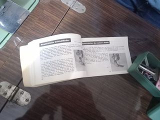 MAQUINA DE COSER Y BORDAR REFREY 427