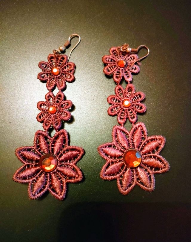 Orecchini di stoffa con gancio