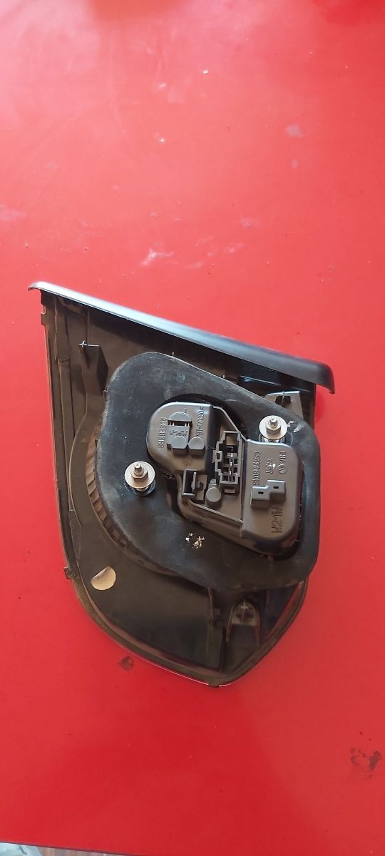 PILOTO IZQUIERDO PORTON VW GOLF VI