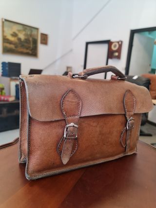 Antigua cartera de escuela o de cobrador