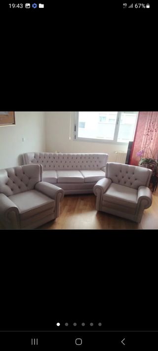 Conjunto de sofás capitoné