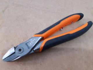 Alicate Bahco 180mm.