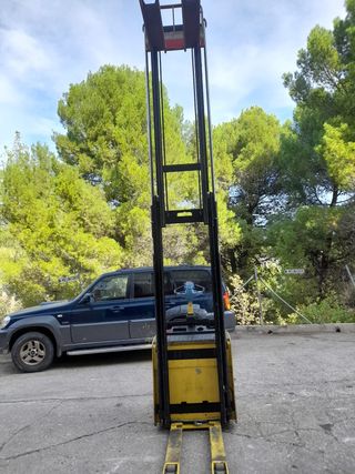 Apilador Hyster 4160mm 1500kg