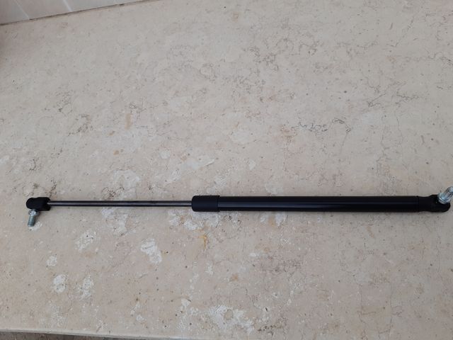 Pistone cofano KDJ 125 2005