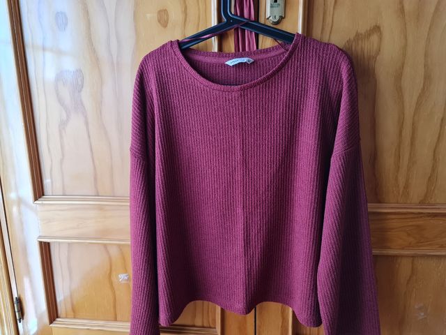 Jersey burdeos lefties.