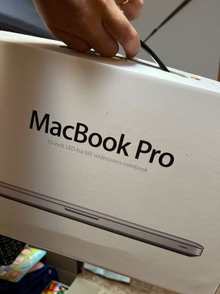 Caja MacBook Pro Early 2011