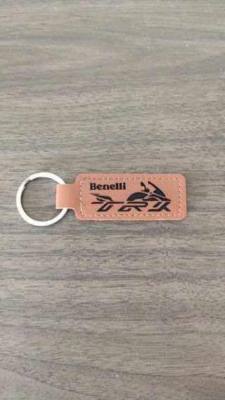 Porta chaves de pele Benelli