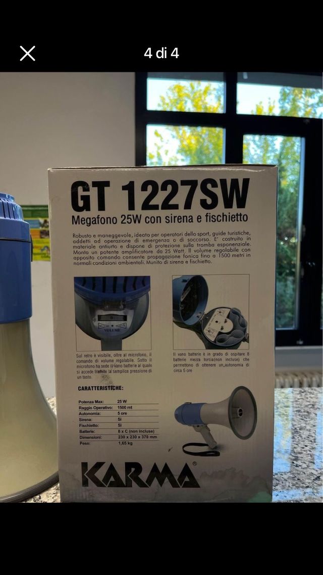 megafono con sirena e fischietto