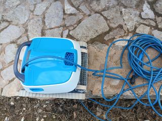 Robot aspirador eléctrico piscina