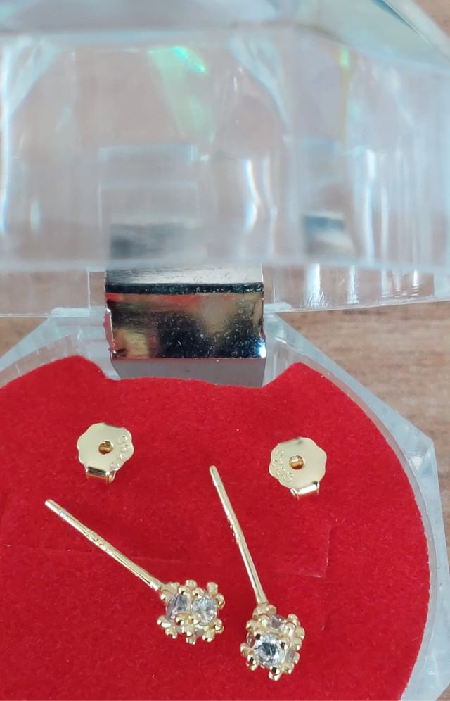 mini pendientes de bolita y circonita