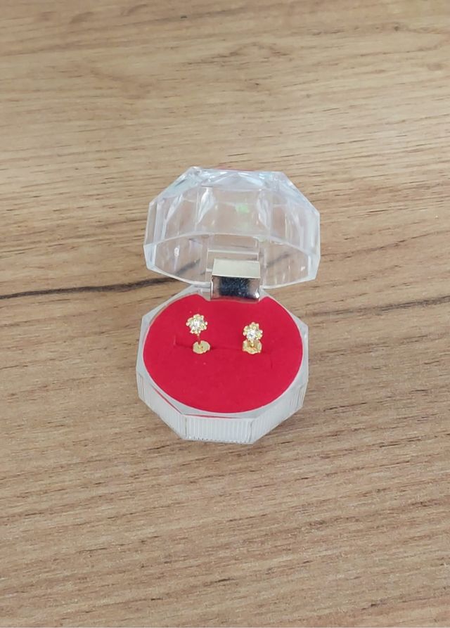 mini pendientes de bolita y circonita