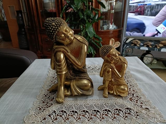 Pareja de figuras de adorno